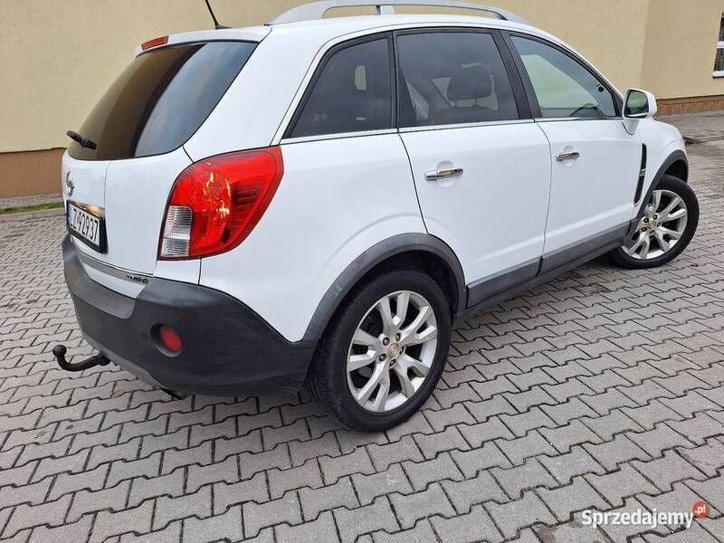 Używany Opel Antara 163 KM (119 kW) 2012 Biały SUV