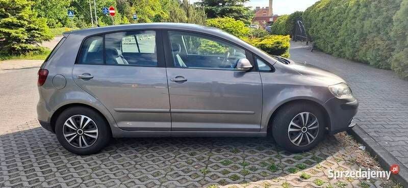 Używany 2006 VW Golf Plus Cross Minivan | 14 200 zł (Uczciwa cena) - Obraz 1/4