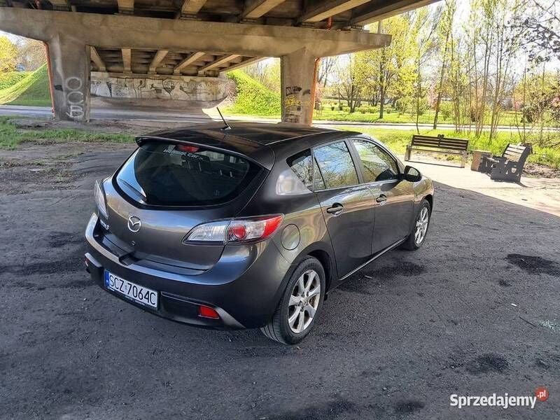 Używany Mazda 3 109 KM (80 kW) 2009