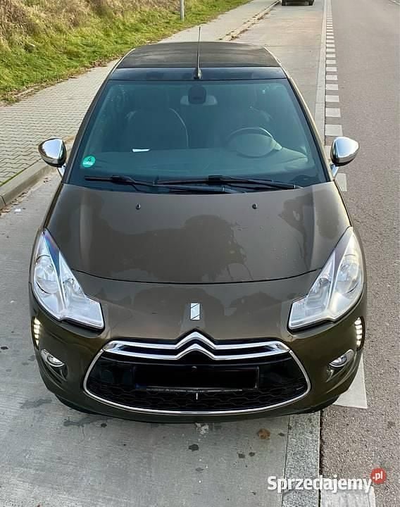 Brązowy Używany 2013 Citroën DS3 Kabriolet | 13 800 zł (Uczciwa cena) - Obraz 1/4