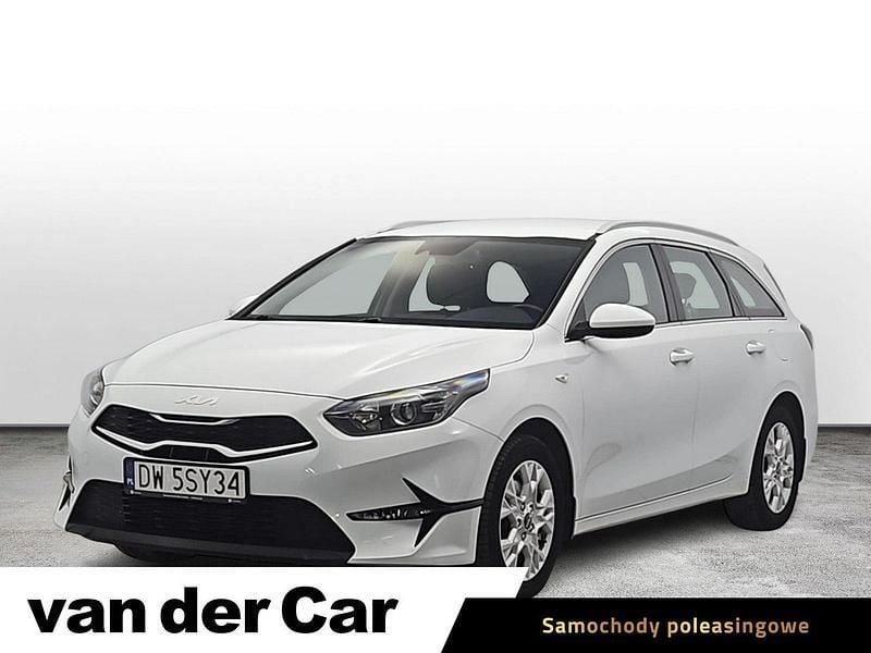 Biały Używany 2022 Kia Ceed Kombi | 59 900 zł (Dobra cena) - Obraz 1/4