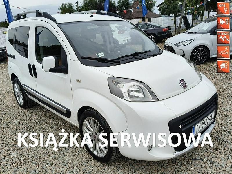 Biały Używany 2012 Fiat Qubo Trekking Minivan | 17 900 zł - Obraz 1/4