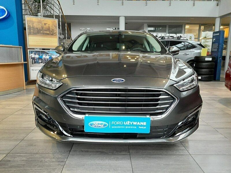 Używany Ford Mondeo 187 KM (137 kW) 2022 Grafitowy (metalik) Sedan/Limuzyna