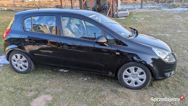 Czarny Używany 2007 Opel Corsa Hatchback | 3300 zł (Super Cena) - Obraz 1/4