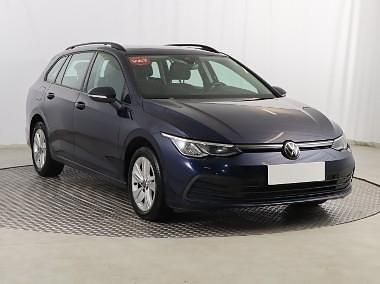 Niebieski Używany 2022 VW Golf VIII Kombi | 58 999 zł (Uczciwa cena) - Obraz 1/4