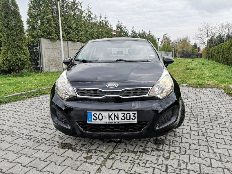 Czarny (metalik) Używany 2012 Kia Rio 2 Hatchback | 19 900 zł (Dobra cena) - Obraz 1/4