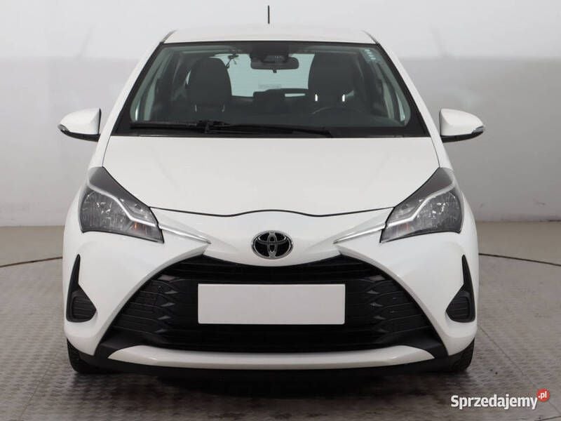 Biały Używany 2021 Toyota Yaris Hatchback | 39 999 zł (Dobra cena) - Obraz 1/4