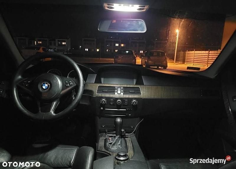 Granatowy Używany 2004 BMW 530 Sedan/Limuzyna | 20 000 zł (Uczciwa cena) - Obraz 1/4