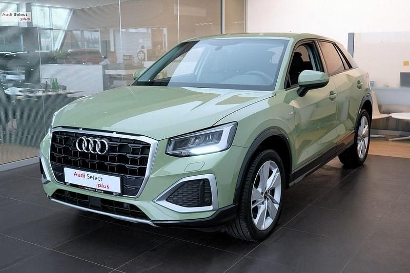 Zielony Używany 2021 Audi Q2 Ambiente SUV | 109 980 zł (Dość drogi) - Obraz 1/4