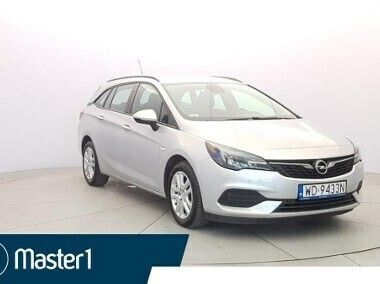 Srebrny Używany 2020 Opel Astra Edition Sedan/Limuzyna | 55 850 zł (Drogi) - Obraz 1/4