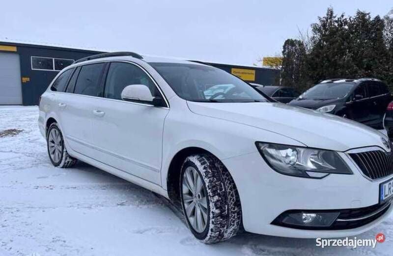 Używany 2013 Skoda Superb | 33 900 zł (Super Cena) - Obraz 1/4
