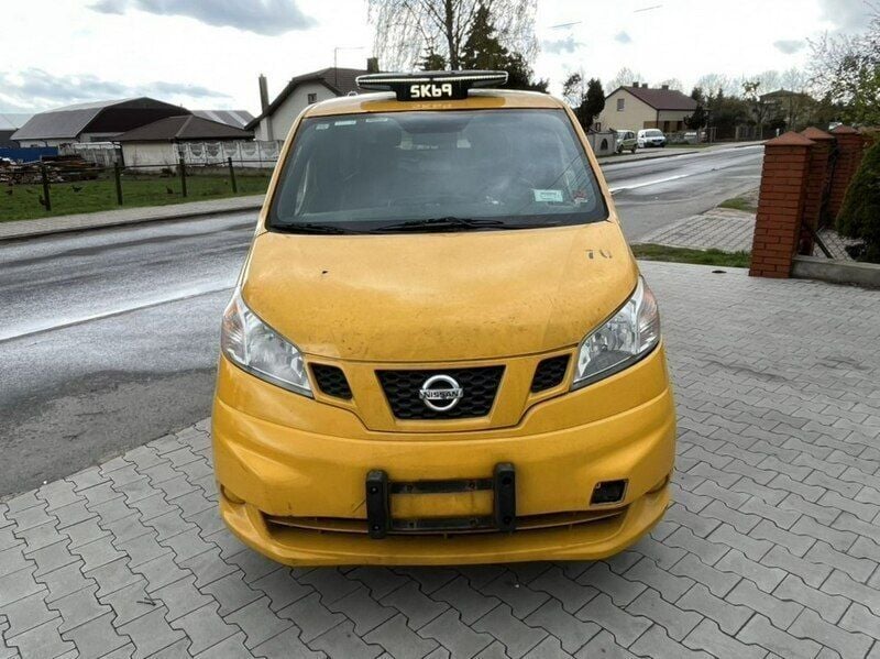 Używany Nissan NV200 110 KM (80 kW) 2015 Żółty Minivan