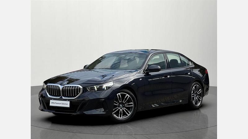 Używany BMW 520 Comfort Edition 197 KM (144 kW) 2024 Czarny carbon m metalizowany Sedan/Limuzyna