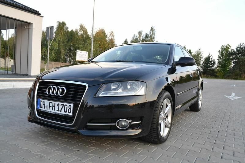 Używany Audi A3 Sportback 2012 Czarny Hatchback