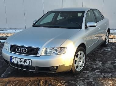 Używany Audi A4 102 KM (75 kW) 2003 Srebrny Sedan/Limuzyna