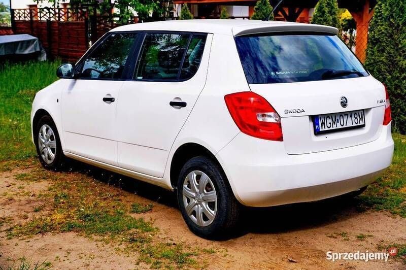 Używany Skoda Fabia 86 KM (63 kW) 2014 Biały Hatchback