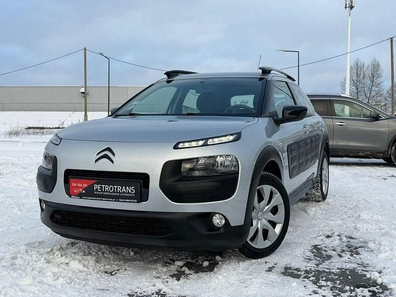 Używany Citroën C4 Cactus 82 KM (60 kW) 2018 Srebrny (metalik) Hatchback