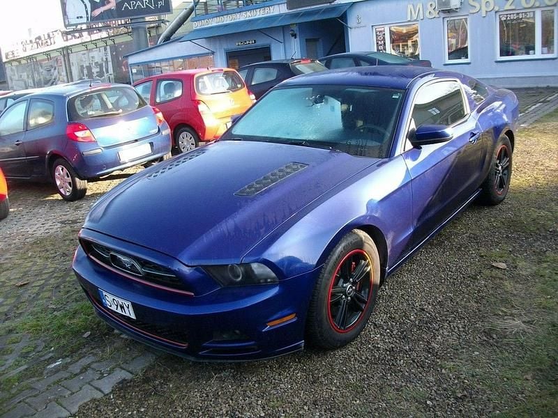Niebieski Używany 2013 Ford Mustang Coupe | 43 500 zł (Super Cena) - Obraz 1/4