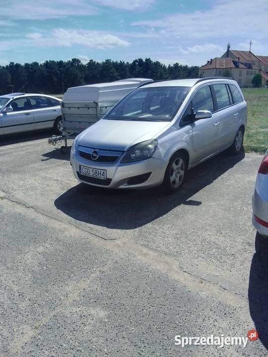 Srebrny Używany 2007 Opel Zafira Minivan | 13 500 zł (Drogi) - Obraz 1/3
