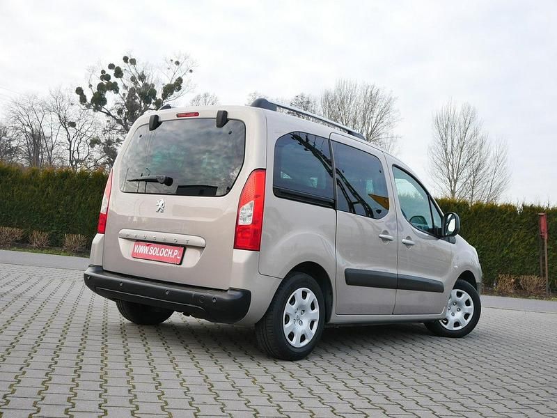 Używany Peugeot Partner 120 KM (88 kW) 2010 Brązowy (metalik) Minivan