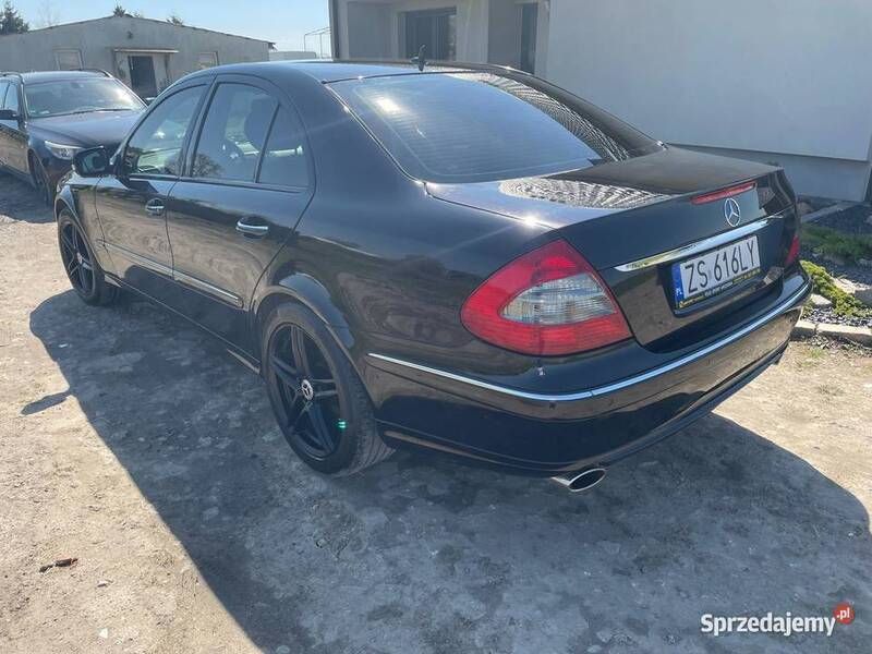 Używany Mercedes E280 2008