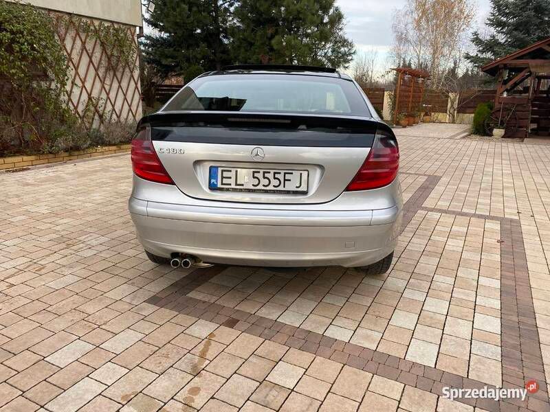 Używany Mercedes C180 2001 Srebrny Coupe