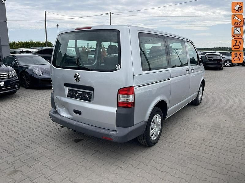 Biały (metalik) Używany 2010 VW T5 Van | 22 900 zł - Obraz 1/4