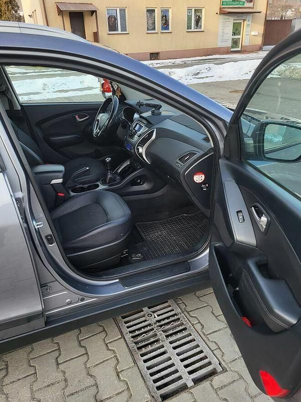 Używany Hyundai ix35 2012 Szary SUV