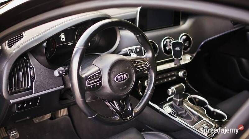 Używany Kia Stinger 255 KM (187 kW) 2019 Hatchback