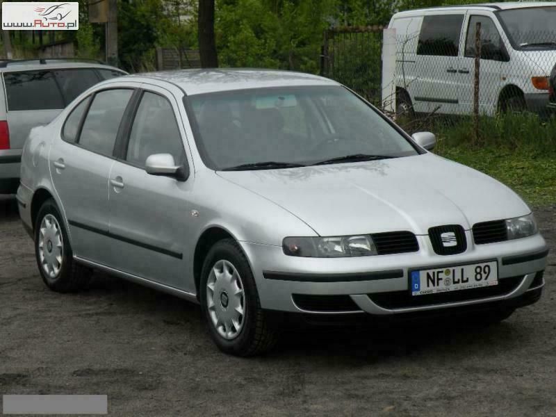 Używany Seat Toledo 105 KM (77 kW) 2002 Srebrny (metalik) Sedan/Limuzyna