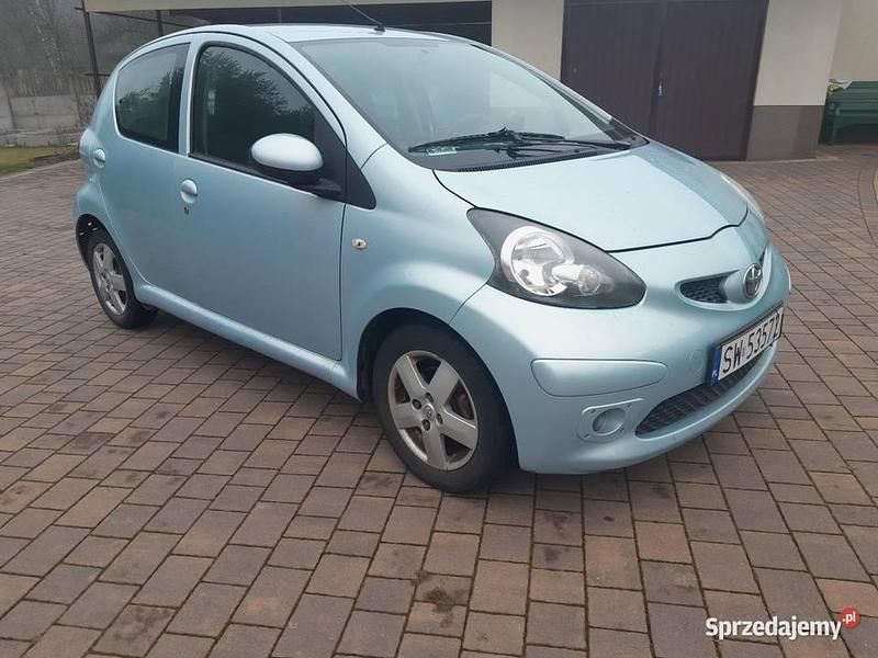 Używany 2005 Toyota Aygo Hatchback | 5500 zł - Obraz 1/4
