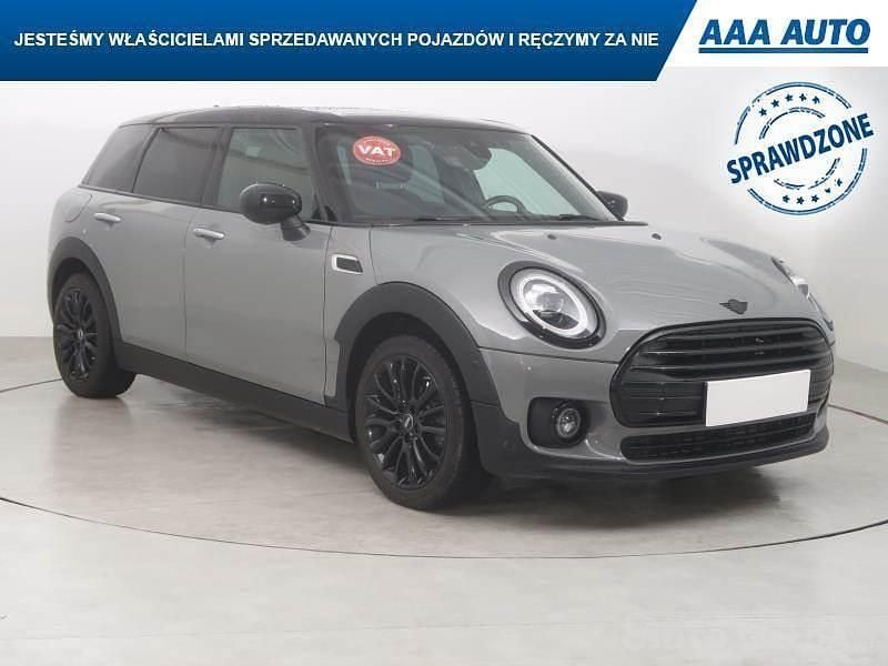 Używany Mini Clubman 2019 Srebrny Kombi