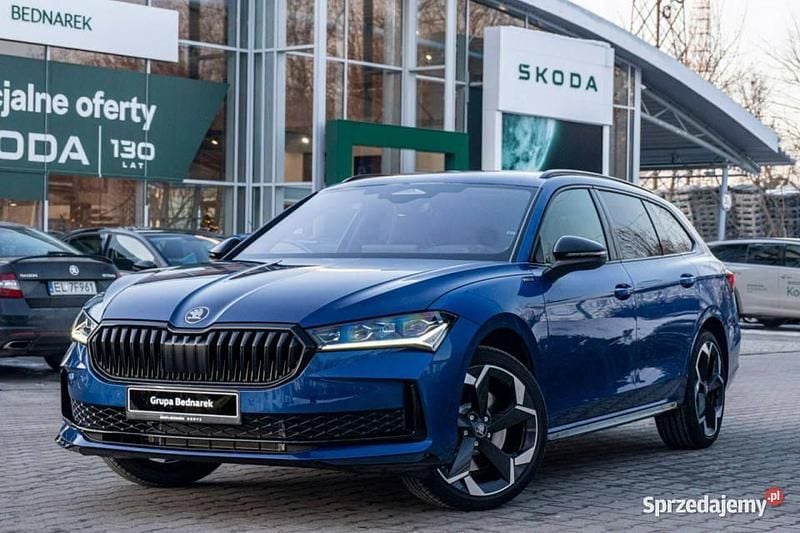Nowe Skoda Superb SportLine 2026 Niebieski Kombi