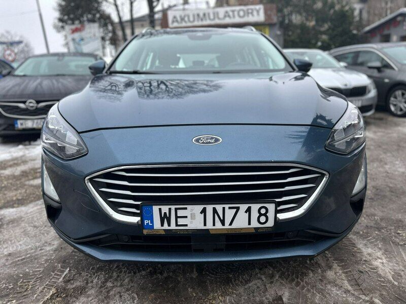Używany Ford Focus 120 KM (88 kW) 2020 Niebieski (metalik) Kombi