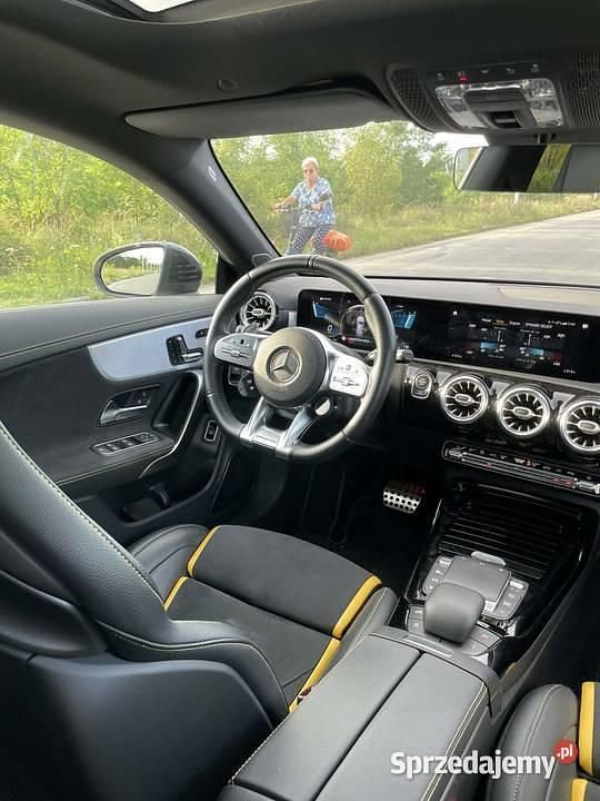 Używany Mercedes CLA45 AMG Shooting Brake AMG 2021 Kombi