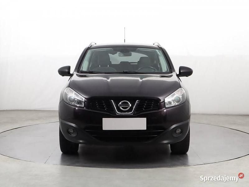 Fioletowy Używany 2012 Nissan Qashqai SUV | 29 899 zł (Uczciwa cena) - Obraz 1/4