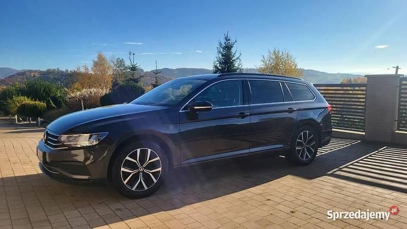 Używany 2020 VW Passat | 75 000 zł (Dość drogi) - Obraz 1/4