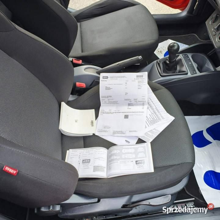 Używany Seat Ibiza 75 KM (55 kW) 2013 Czerwony Hatchback