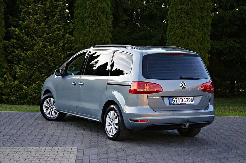 Używany VW Sharan 140 KM (102 kW) 2011 Szary Minivan