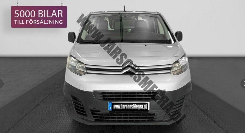 Używany Citroën Jumpy 95 KM (69 kW) 2016 Srebrny Minivan