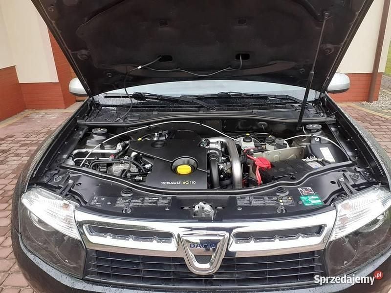 Używany Dacia Duster 110 KM (80 kW) 2013 Czarny SUV