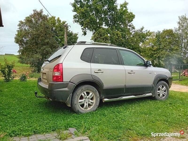 Srebrny Używany 2004 Hyundai Tucson SUV | 11 500 zł - Obraz 1/4