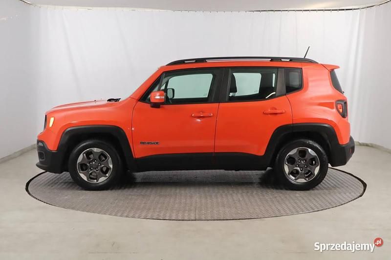 Używany Jeep Renegade 140 KM (102 kW) 2017 Pomarańczowy SUV