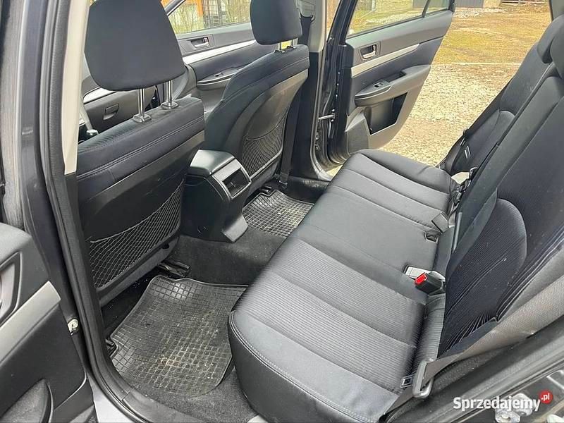 Używany Subaru Legacy 2010 Niebieski Kombi