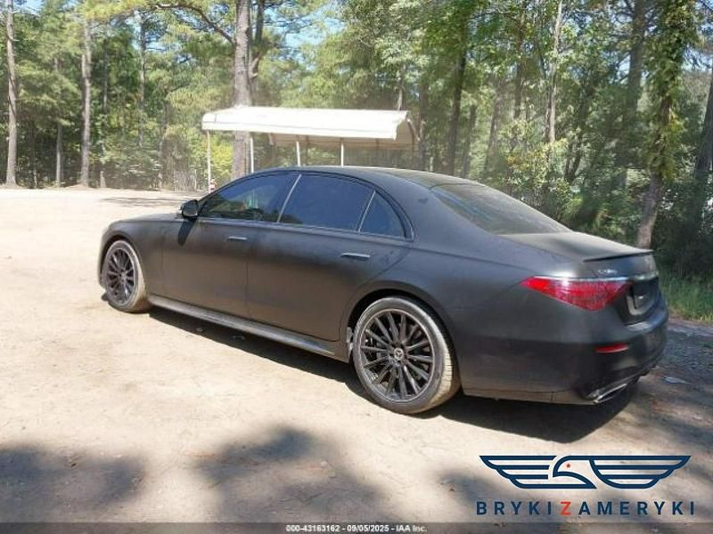 Czarny Używany 2023 Mercedes S580 Sedan/Limuzyna | 285 060 zł - Obraz 1/3