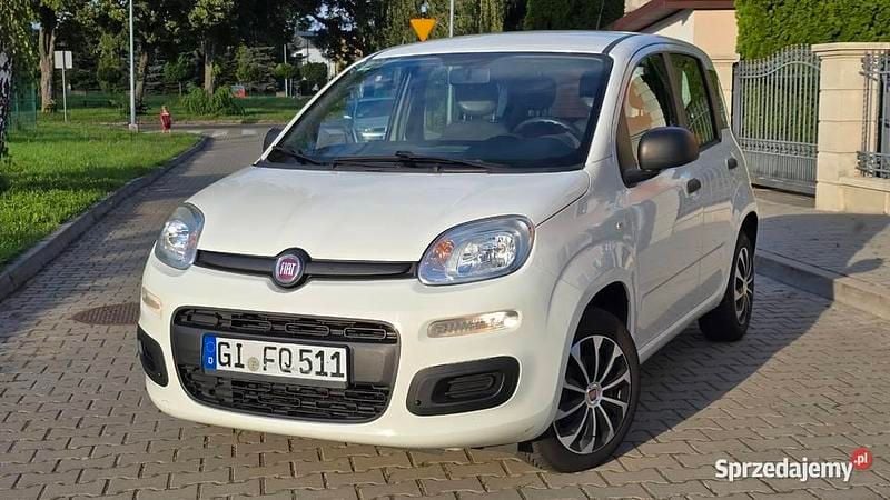 Biały Używany 2016 Fiat Panda Lounge Hatchback | 19 999 zł (Uczciwa cena) - Obraz 1/4