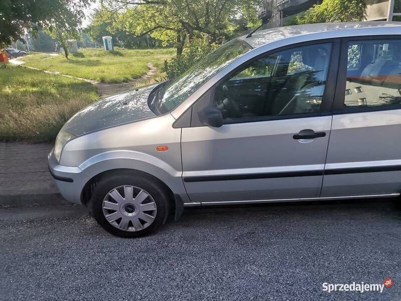 Używany Ford Fusion 80 KM (58 kW) 2006 Hatchback
