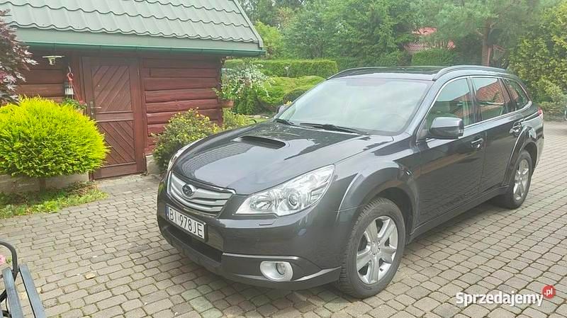 Grafitowy Używany 2011 Subaru Outback SUV | 29 000 zł - Obraz 1/4