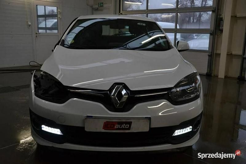 Biały Używany 2016 Renault Mégane III Hatchback | 17 500 zł (Super Cena) - Obraz 1/4
