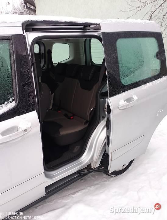 Używany Ford Tourneo Courier 2016 Minivan